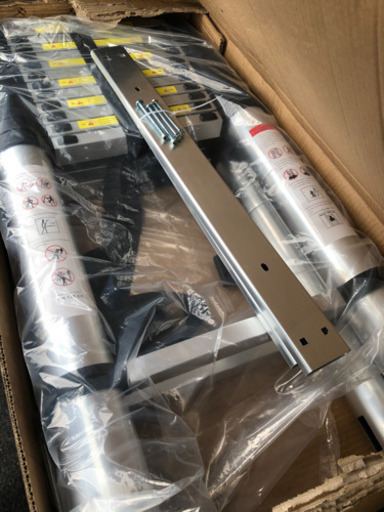 伸縮はしご兼用脚立　(4.4m×4.4m 8.8m)