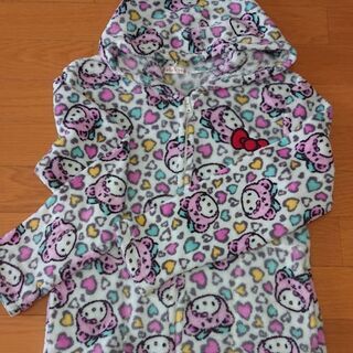 パーカー フワモコ キティちゃんの画像