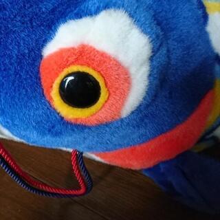 ビックでリアルな鯉のぼりのぬいぐるみの画像