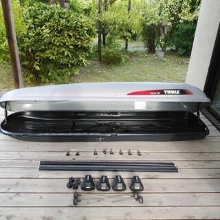 THULE POLAR 500 スーリールーフボックスとルーフ ...