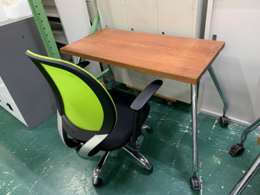 天然木　テーブル　インダストリアル　重量あるしっかりした物　中古