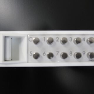 【　値下げしました。　】　未使用品、郵便ポスト、ステンレス製、フェイスはブラックです。の画像