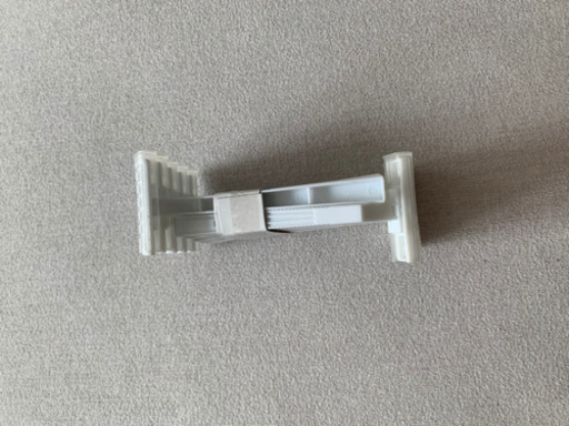 【使い捨てカミソリ】