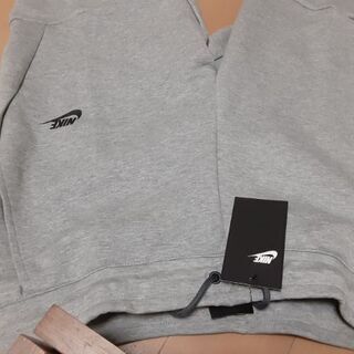 ナイキスエット