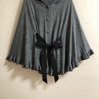 ●お取引完了●Feroux フェルウ ニット ポンチョ カーディガン 洗濯可 ファー取り外し可能の画像