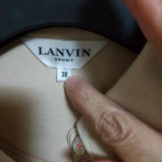 LANVINスポーツのポロシャツの画像