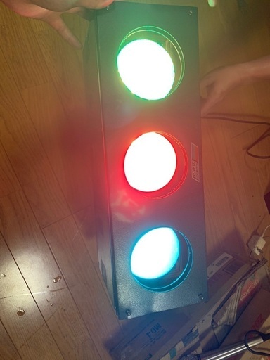 照明器具　三色