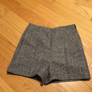 GU ツイードショートパンツ