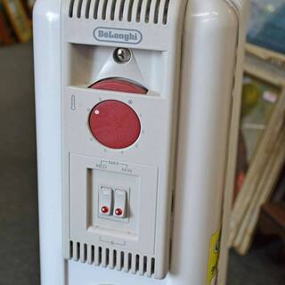 【IN】DeLonghi デロンギ 9枚フィンオイルヒーター H310912TDCの画像