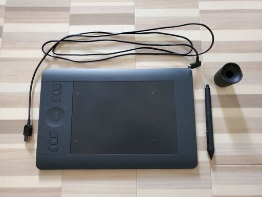 Wacom ペンタブレット