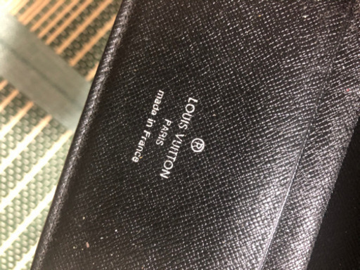 ルイヴィトン　名刺入れ　タイガ　黒　LOUIS VUITTON