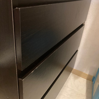 IKEA 三段引き出し棚の画像