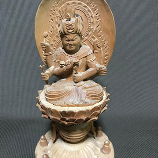 木彫り仏像　精密彫刻　愛染明王座像の画像
