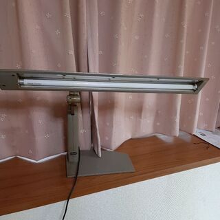 あげます　電気スタンド