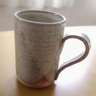 陶器のビールジョッキ
