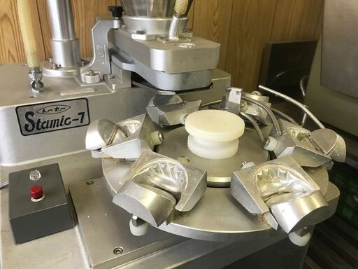 札幌市◆ ギョウザ加工製造機 トーセ― ■ 卓上 餃子 自動成型機 ぎょうざ ■餃子餡 厨房機器 業務用 100v TOSEI 中華料