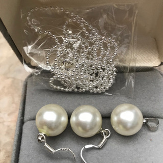パール2点セット冠婚葬祭使えます