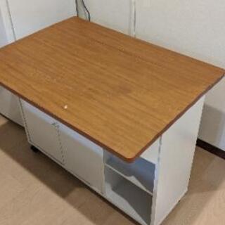 キッチンワゴン　無料の画像