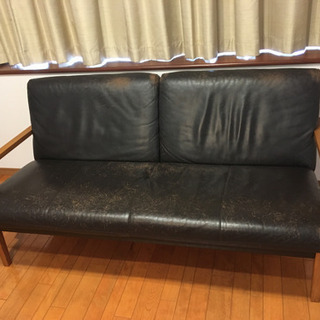 定価20万カリモクレザーソファー ※状態をご確認後ご連絡下さい