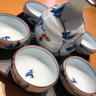 ★新品未使用★とっくり & おちょこセットの画像