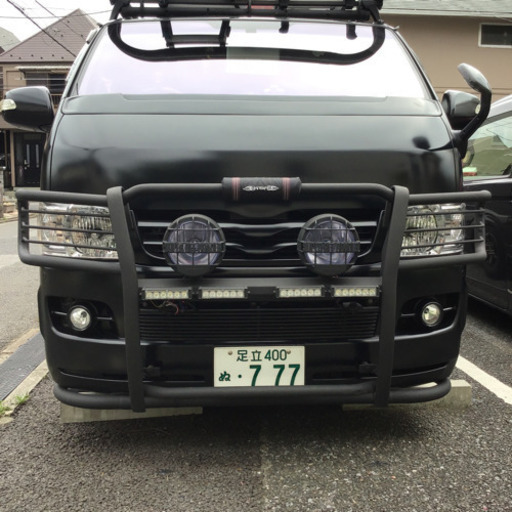 200系ハイエース　グリルガード