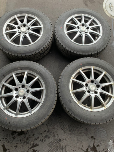 【格安】スタッドレス タイヤ　GOOD YEAR 205/60R16 16インチ 4本 2017年製