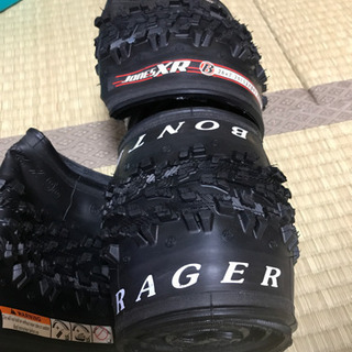 BONTRAGER JONES XR  タイヤ