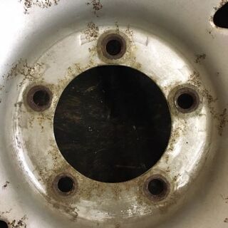 SUZUKI エスクード 純正ホイール スチールホイール 15インチ 4本 5.5J5HPCD139.7約+25前後 ジムニーにも　(VHO105) クレジットカード QR決済可能の画像