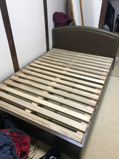 フランスベッド　ダブルベッド　フレーム
