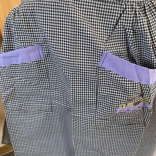 〚値下〛サロンエプロン(中古)２枚セット⑯の画像