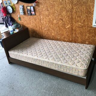 B1701　シングルベッド　シンプル
