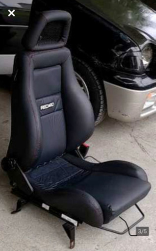 レカロ シートファブリックのものと交換希望
