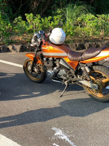 ゼファー400 車体