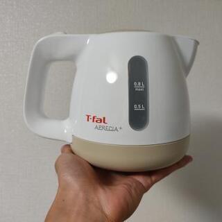 ティファール 電気ケトル 0.8L(数回使用)の画像