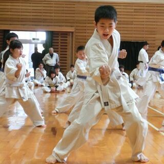 芦原会館岡山支部です。安全な実戦空手を指導します。の画像
