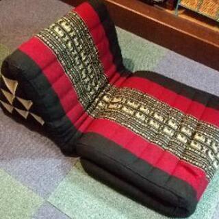 再値下げ！●ごろ寝クッション●　折りたたみの画像