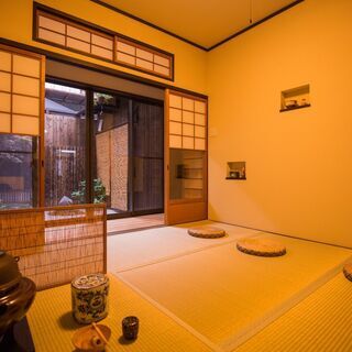 ペット大歓迎の京町家宿泊施設のスタッフの画像