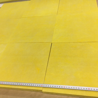 ■手渡し可能■250mm x 250mm  1枚辺り200円　4枚以上からご相談　高気密断熱防音吸音材 断熱材　高密度90kg厚25mm の画像