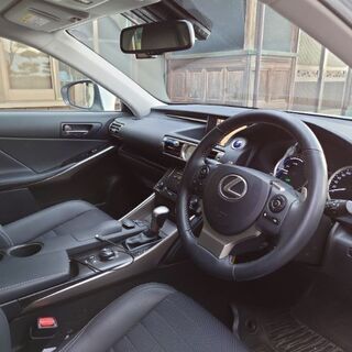 平成25年　レクサス　IS300h　ハイブリッド　ドライブレコーダー付の画像