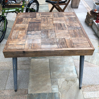 カフェ、ガーデンテーブルの画像