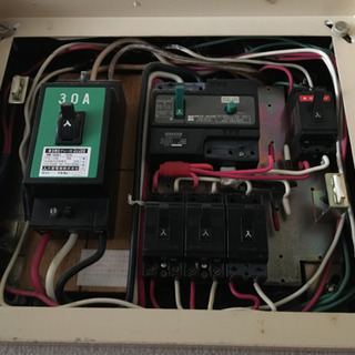 【交換工賃込み】分電盤　パナソニック(Panasonic) スッキリ21単2横一30A4+2 AL付 BQWB32342　※各種クレジットカード、交通系電子マネー支払いが可能です。の画像