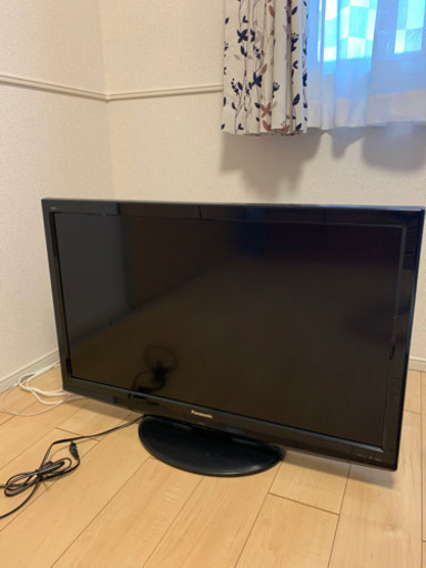 パナソニック　ビエラ　37型　2010年製