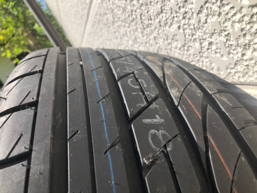 18インチ タイヤホイール4本セット　オマケ1本付き