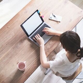YouTubeの動画編集とサムネイルの作成