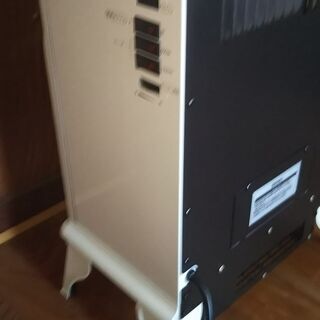 🌼 おもむきのある暖炉型ヒーター（ホワイト色）🤫の画像