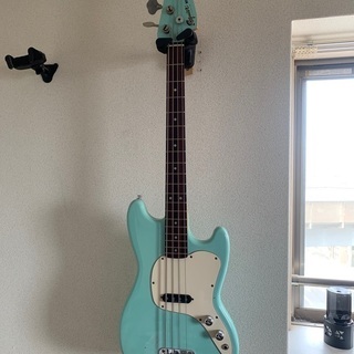 SQUIER MUSICMASTER BASS