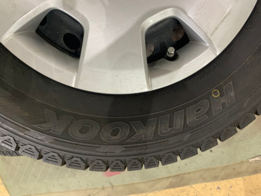 《バリ山2018年》 ハイエース 純正ホイール スタッドレス 195/80R15 ホイールカバー付き