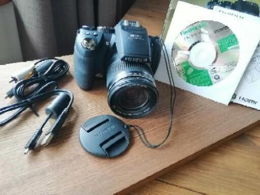 富士フィルム　デジカメ　FinePIX
