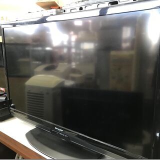 美品！！！　外付けＨＤＤ可能！！　シャープ　ＬＥＤ４０型液晶テレビ　２９，９８０円（税別）