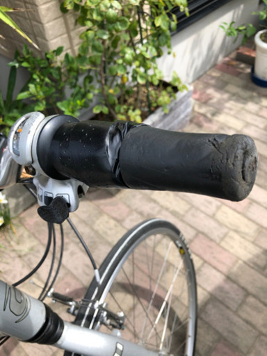 話し合い中　クロスバイク　Ｃannondaleキャノンデール